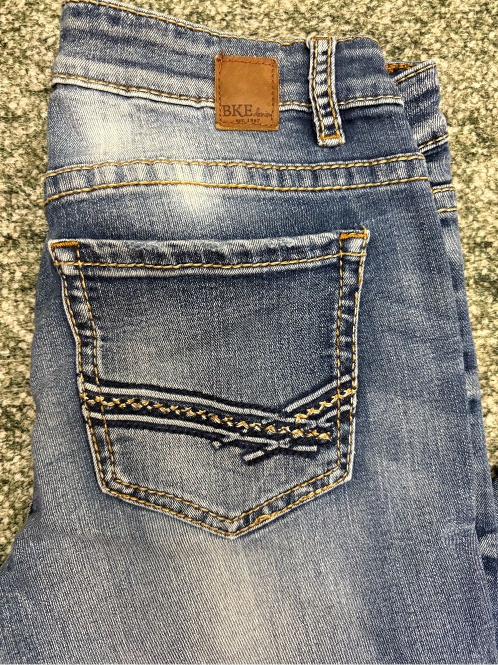 BKE Jeans 26L - Picture 2 of 5